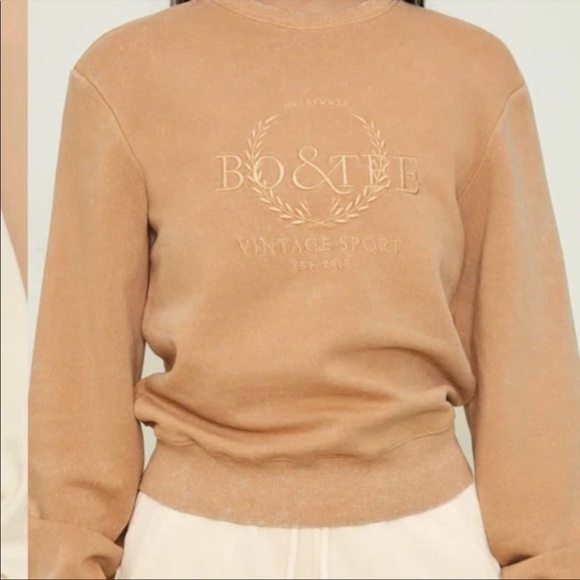 Oh Polly Tops - Bo and Tee Beige Sweatshirt Sweater XS